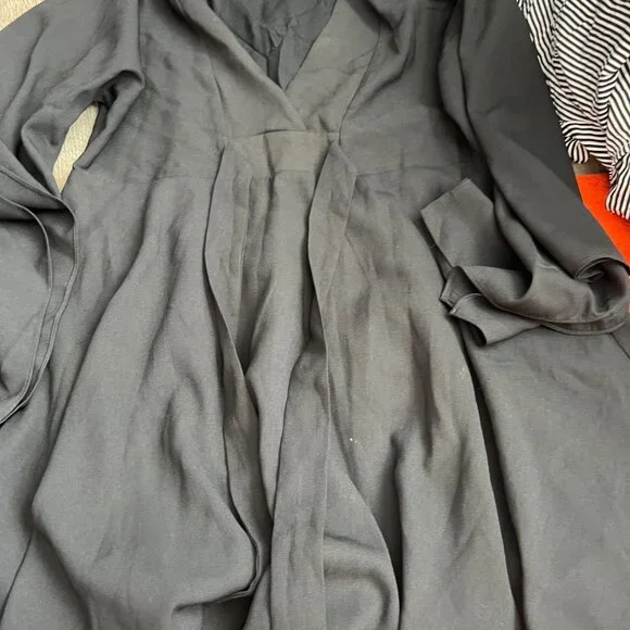 Aakaa black bat wing tie wrap dress size small - Picture 4 of 9